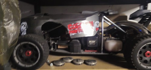 Benzin monster truck - benzin,